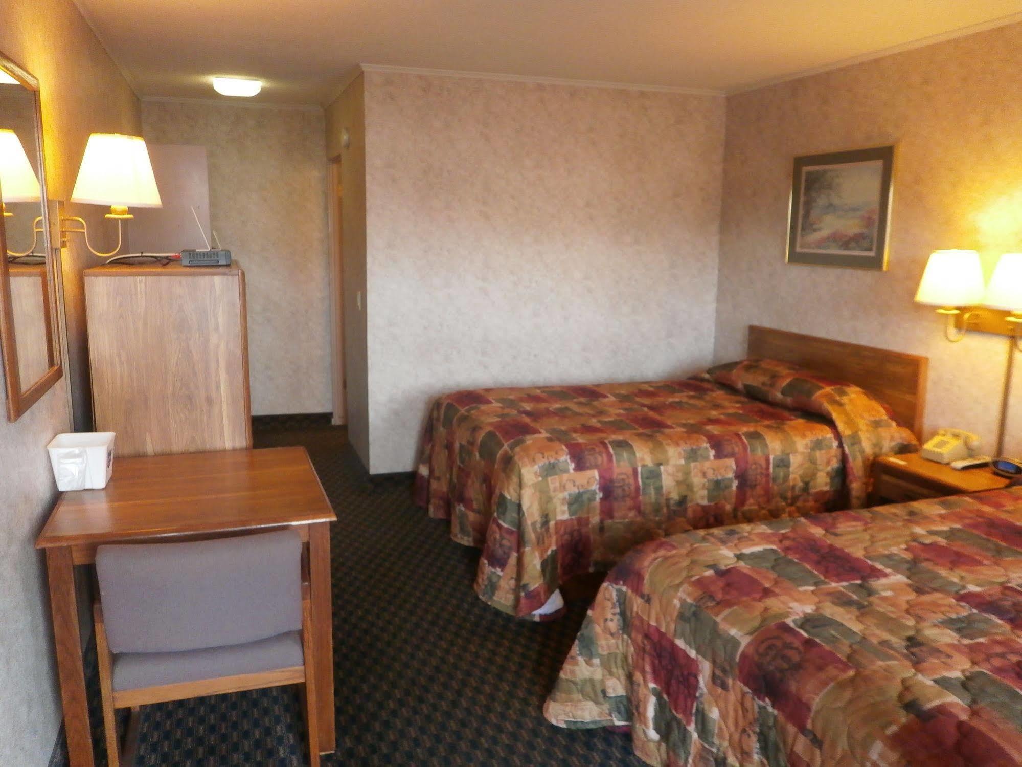 Richmond Inn And Suites Zewnętrze zdjęcie