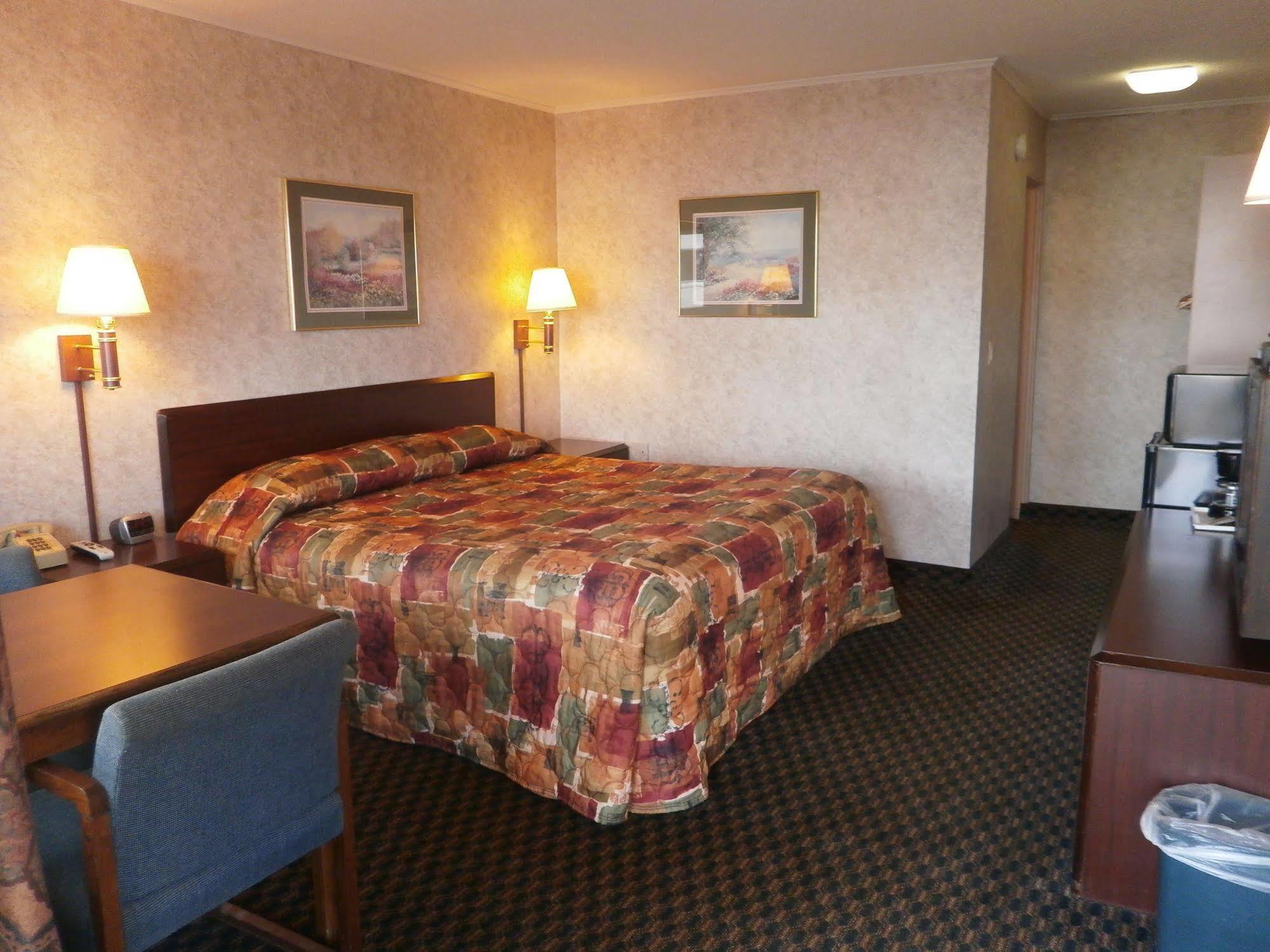 Richmond Inn And Suites Zewnętrze zdjęcie